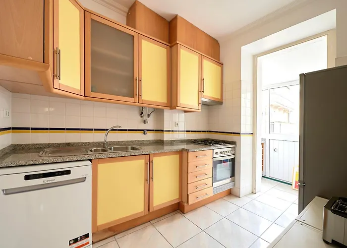 Private With Balcony In A Coliving - منزل للإقامة *