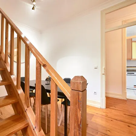 Private With Balcony In A Coliving - *